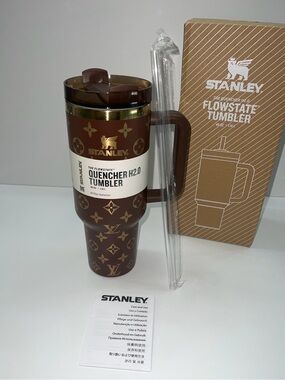 NWT 40oz Stanley Luxury Quencher Tumbler - Brown with Gold Monogram Accent